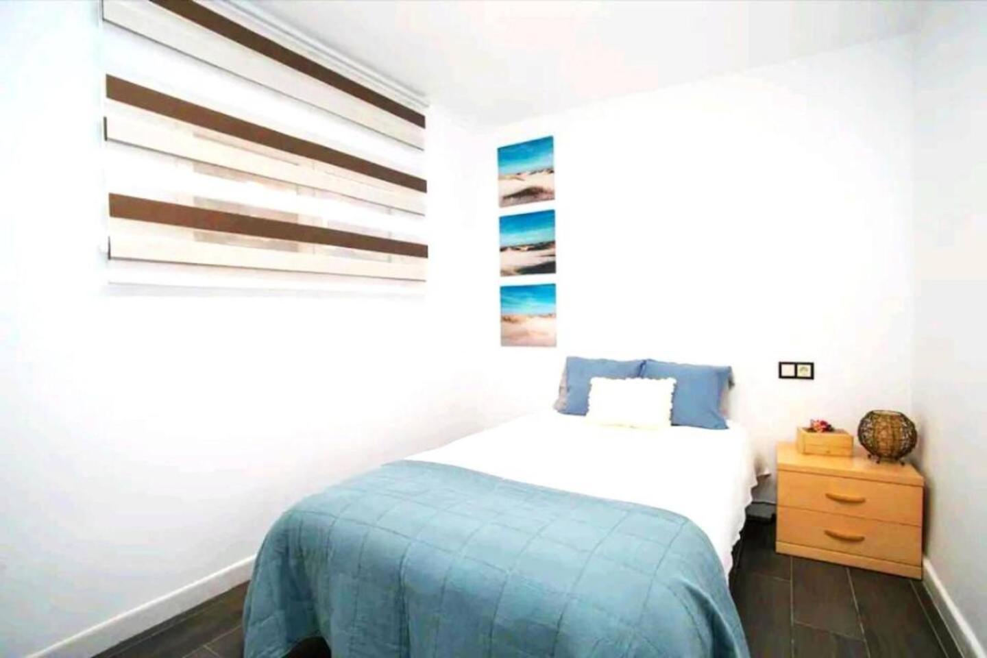 Stylish & Fully Furnished 3 Bedrooms Flat -4 Min Walk To Beautiful Beach Alicante Ngoại thất bức ảnh
