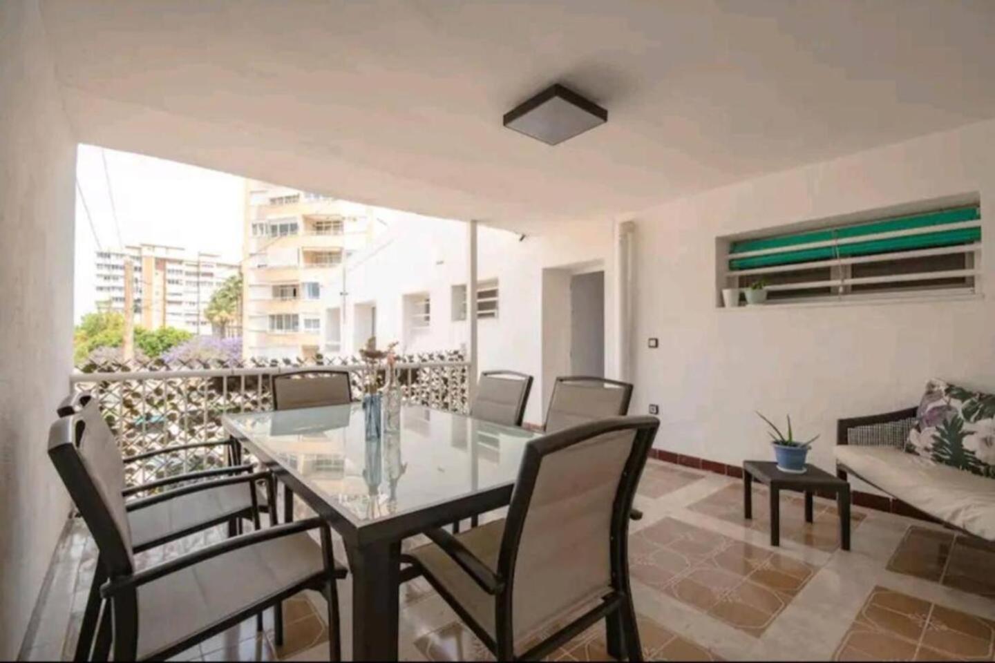Stylish & Fully Furnished 3 Bedrooms Flat -4 Min Walk To Beautiful Beach Alicante Ngoại thất bức ảnh